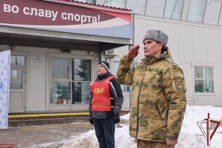 В Росгвардии стартовал чемпионат по лыжным гонкам