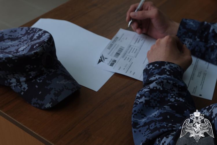 Смоленские росгвардейцы приняли участие в написании «Диктанта Победы»