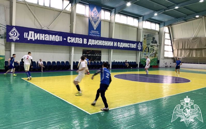 Смоленские росгвардейцы приняли участие  в чемпионате общества «Динамо» по мини-футболу