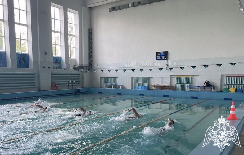 Смоленские росгвардейцы приняли участие в чемпионате общества «Динамо» по плаванию