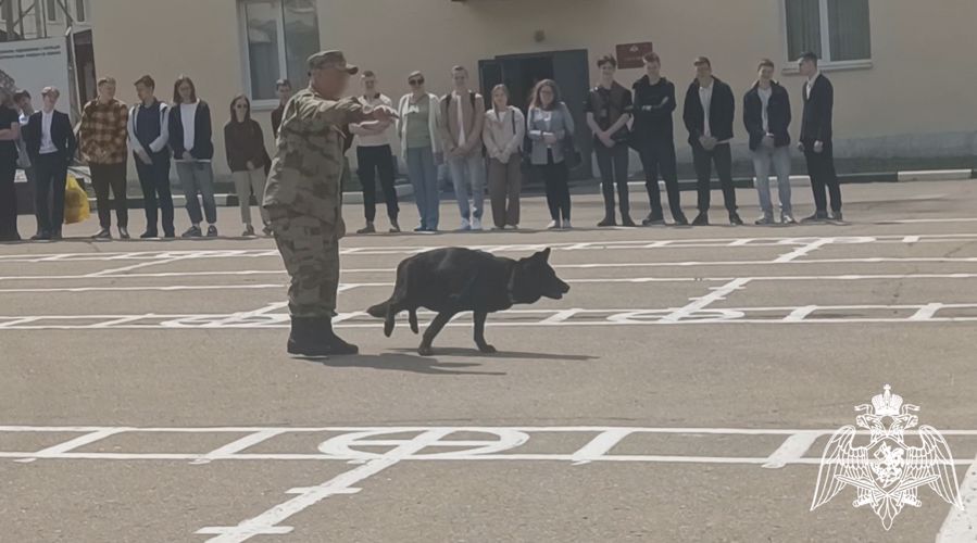 В Смоленске росгвардейцы провели мероприятия, посвященные международному Дню защиты детей