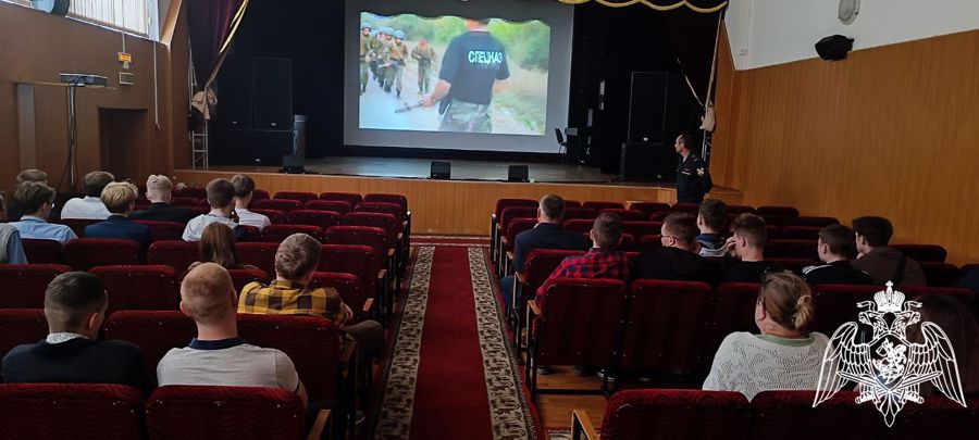 В Смоленске росгвардейцы провели мероприятия, посвященные международному Дню защиты детей