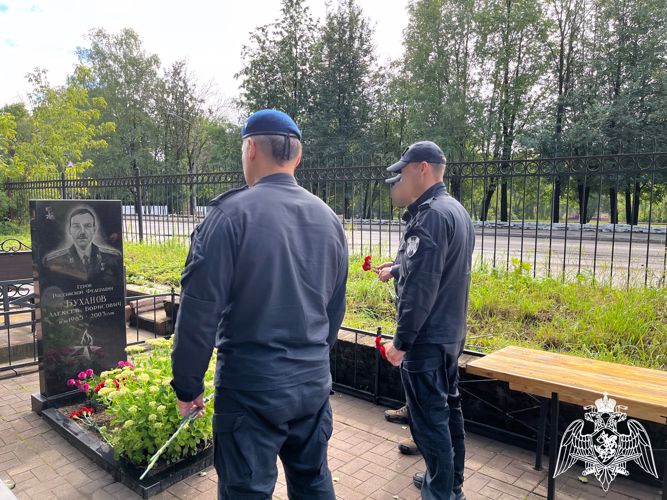 В Смоленске почтили память Героя России Алексея Буханова
