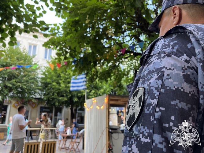 Росгвардейцы обеспечили правопорядок во время проведения массового мероприятия