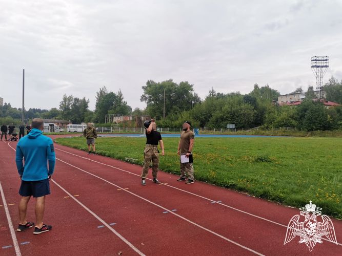 В Смоленске росгвардейцы провели спортивные соревнования