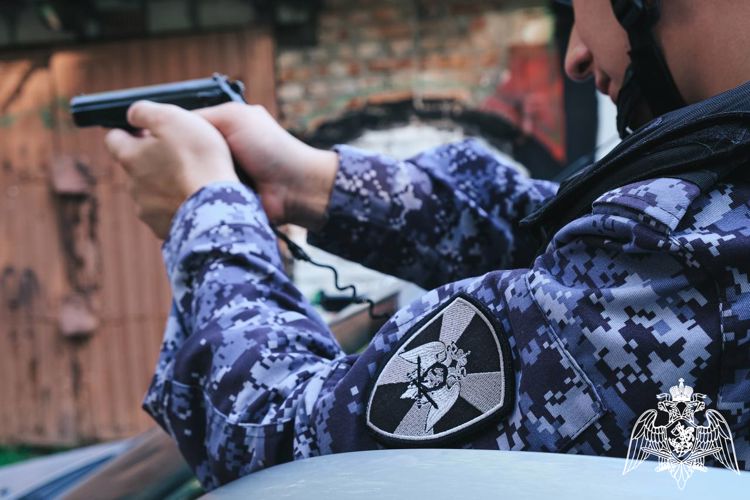 Сотрудники вневедомственной охраны Росгвардии отмечают профессиональный праздник 