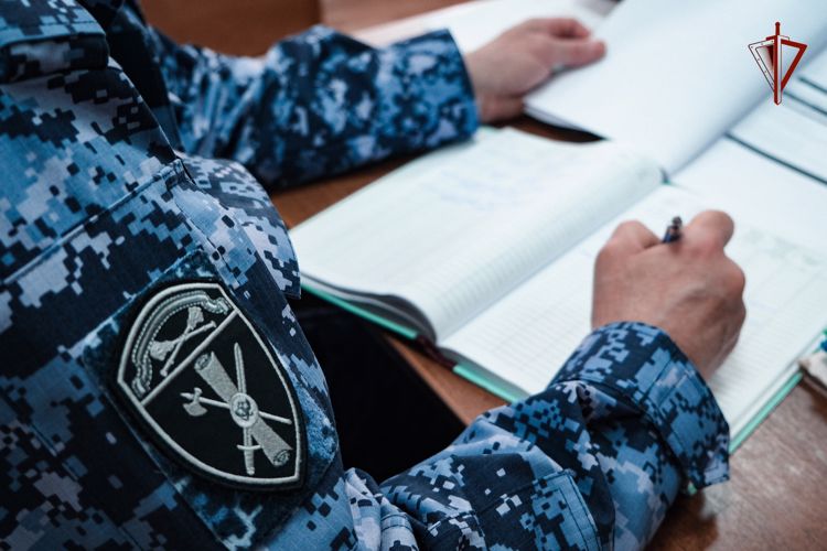 В Смоленске прошли учебно-методические сборы с сотрудниками лицензионно-разрешительной работы Росгвардии