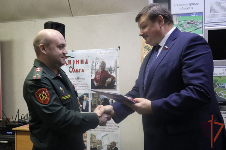 Выставка уникальных икон открылась в подмосковной воинской части Росгвардии