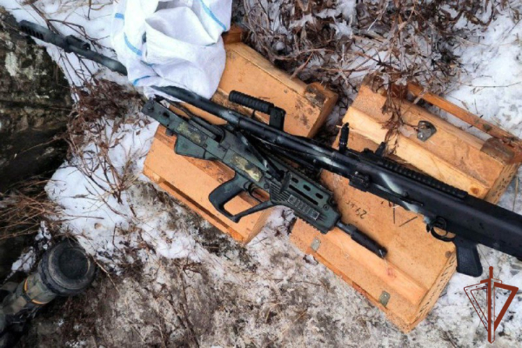 Росгвардейцы обнаружили схрон с оружием и боеприпасами в ЛНР