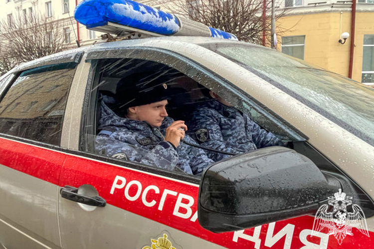 В Смоленской области росгвардейцы за неделю выезжали по сигналу «Тревога» более 100 раз