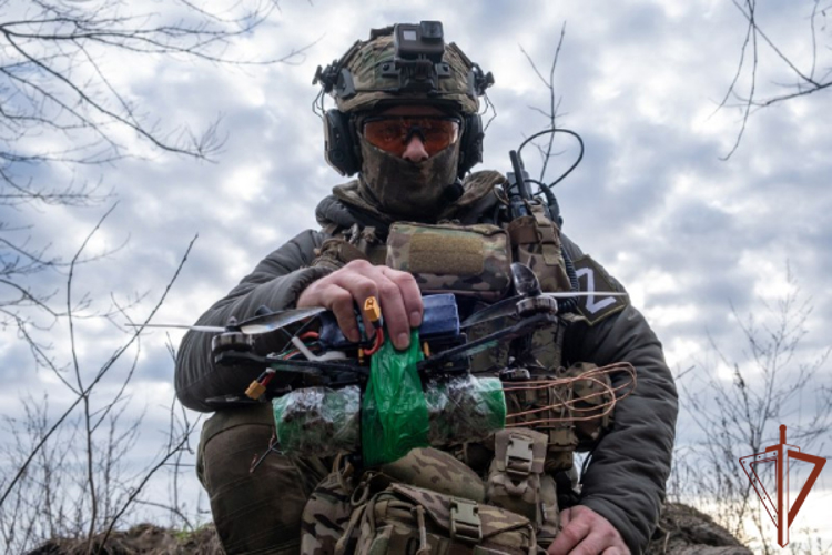 Расчеты FPV-дронов Росгвардии уничтожили живую силу противника  на Запорожском направлении 