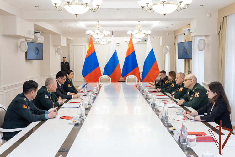 Генерал-полковник Олег Плохой подписал меморандум о взаимопонимании между Росгвардией и внутренними войсками Монголии 