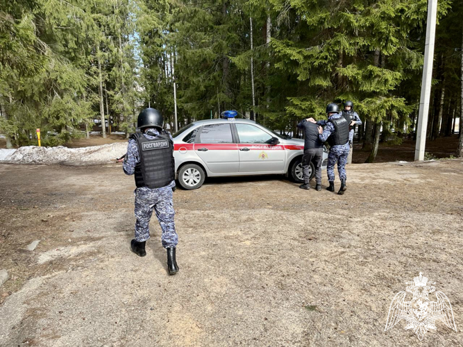 Смоленские росгвардейцы провели военно-патриотическое мероприятие
