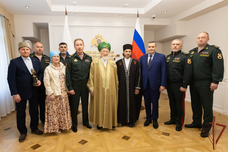 Росгвардия и Центральное духовное управление мусульман России подписали соглашение о сотрудничестве