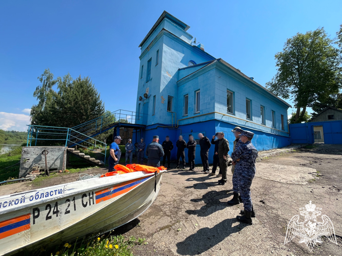 В Смоленске прошли ежегодные сборы  с росгвардейцами - нештатными спасателями