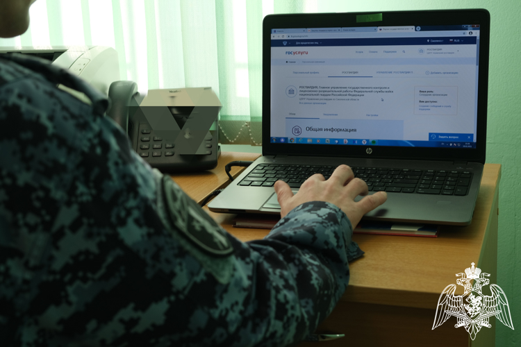 За неделю сотрудники Росгвардии проверили более 110 владельцев оружия в Смоленской области
