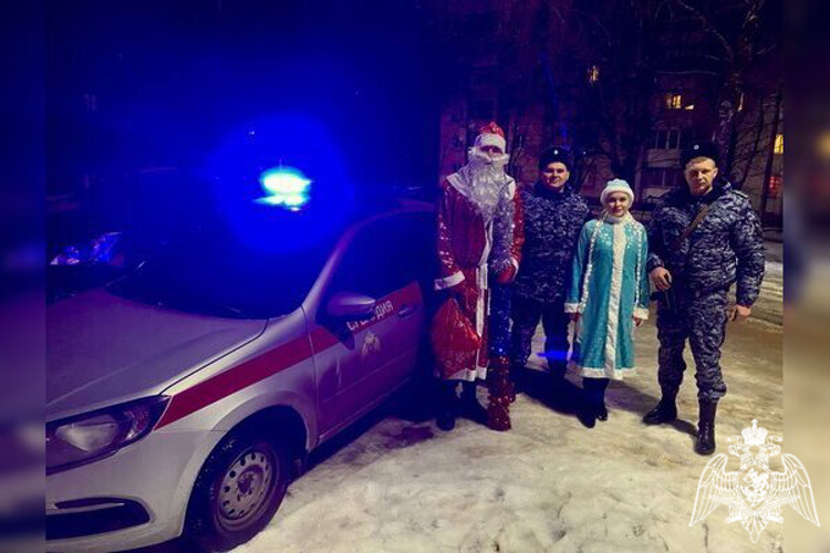 Всероссийская акция Росгвавардии «Дед мороз специального назначения» завершилась в Смоленской области