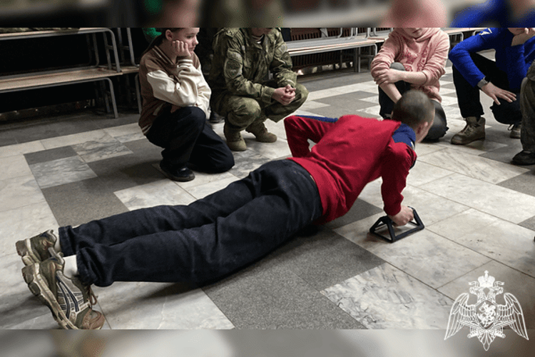 В Смоленской области росгвардейцы провели военно-патриотическое мероприятие