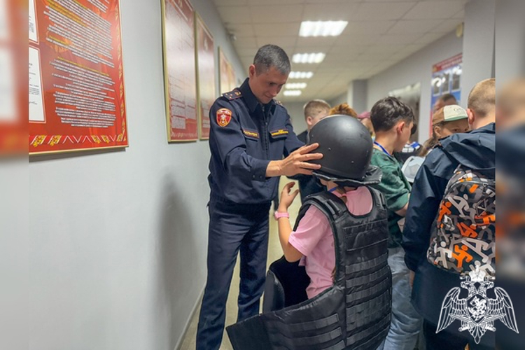 В Смоленской области завершилась акция «Каникулы с Росгвардией»