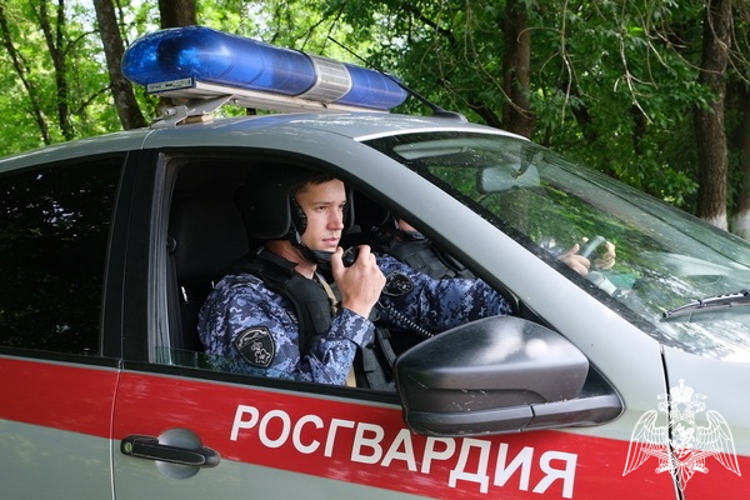 В Смоленской области сотрудники Росгвардии за прошедшую неделю выезжали более 110 раз по сигналу «тревога» 