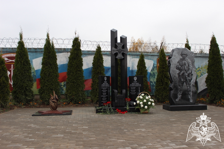 В Смоленске прошло торжественное мероприятие,  посвященное дням создания ОМОН и СОБР 