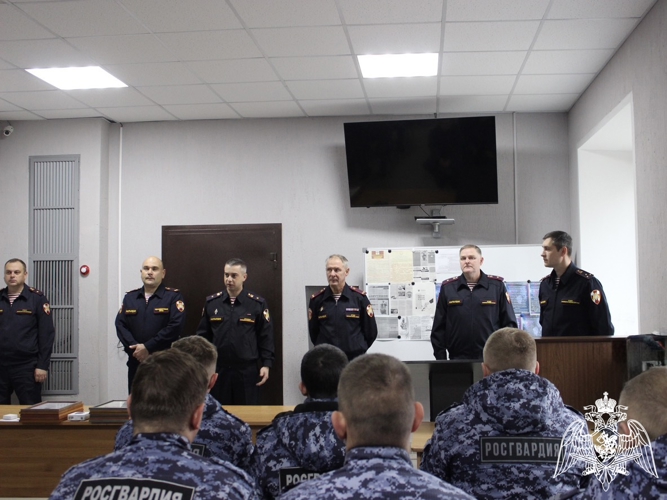    73 годовщину отметили сотрудники вневедомственной охраны Росгвардии в Смоленской области