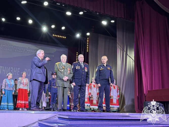 В Смоленске личный состав регионального управления Росгвардии принял участие в памятном мероприятии 