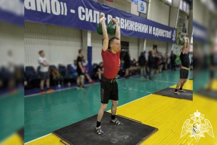 Команда Управления Росгвардии по Смоленской области  одержала победу на чемпионате по гиревому спорту