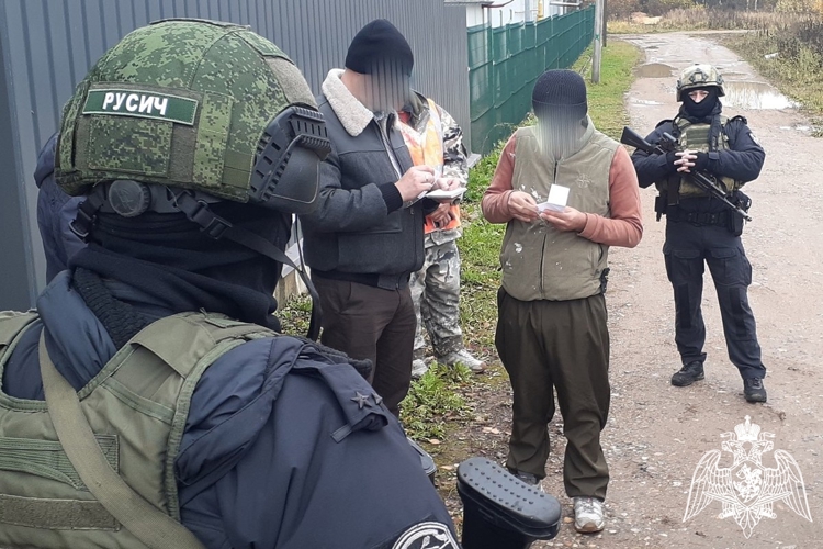 В Смоленской области при силовой поддержке ОМОН Росгвардии проведены рейды по выявлению нелегальных мигрантов