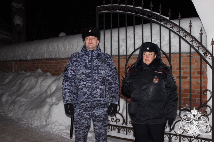 Росгвардейцы обеспечили порядок и безопасность крещенских праздников в Смоленской области