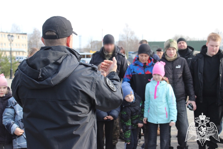 В Смоленске прошел день открытых дверей, посвященный 10-летию Росгвардии