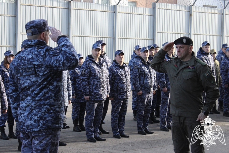 В Смоленской области росгвардейцы отметили профессиональный праздник