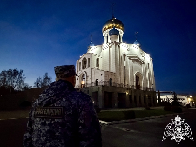В Смоленской области росгвардейцы обеспечили безопасность празднования православного праздника Пасха