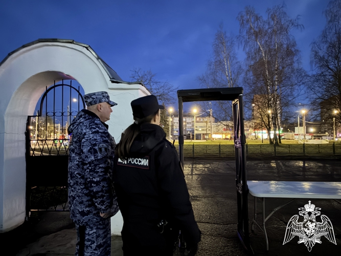 В Смоленской области росгвардейцы обеспечили безопасность празднования православного праздника Пасха