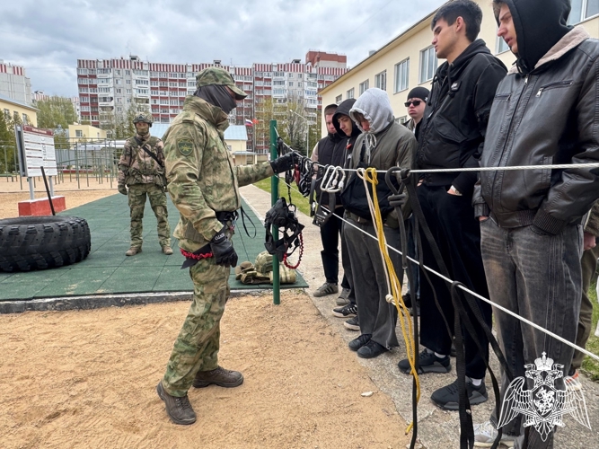 В смоленском отряде специального назначения «Меркурий» прошел День открытых дверей