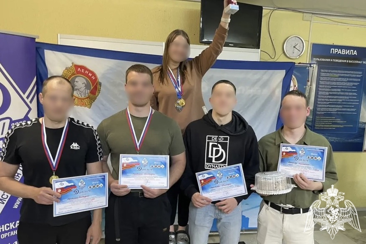 Команда Росгвардии одержала победу на соревнованиях общества «Динамо» по плаванию в Смоленске