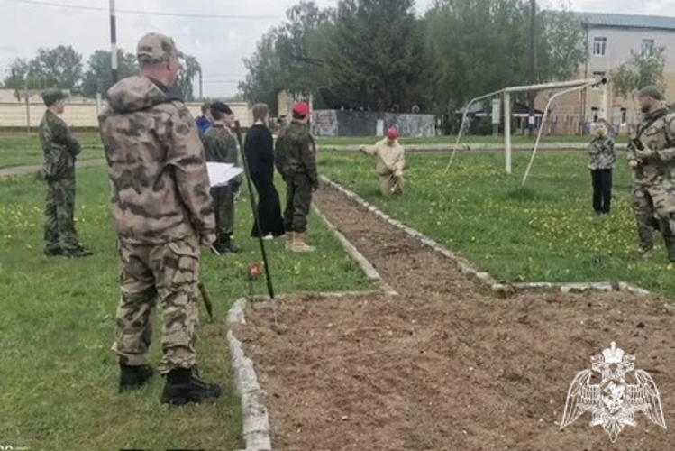 Росгвардейцы приняли участие в региональном этапе игры «Зарница 2.0» в Смоленской области