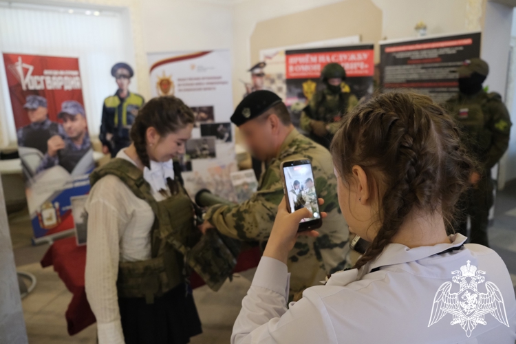 Кадетский класс Росгвардии открылся в Смоленской области
