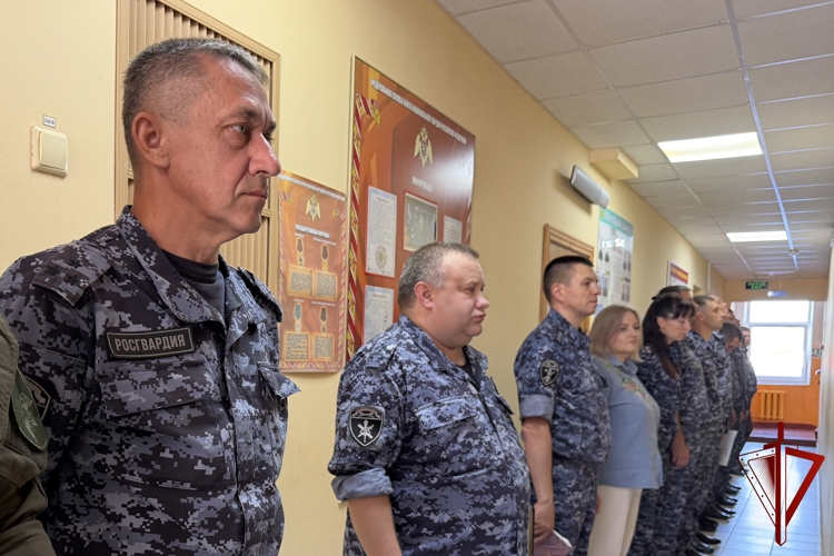 Представители Росгвардии присоединились ко Всероссийской акции «Минута Молчания»