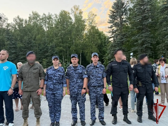 Смоленские росгвардейцы присоединились к акции «Лучи Победы» 