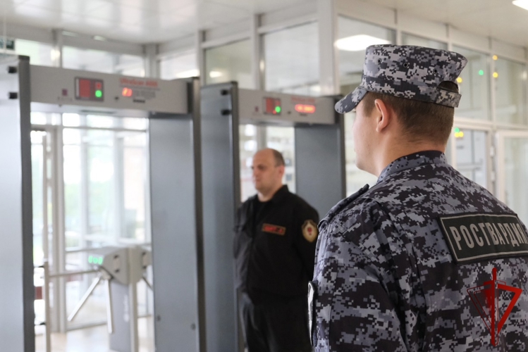 Росгвардейцы рассказали о мерах безопасности в Единый день голосования в Смоленской области