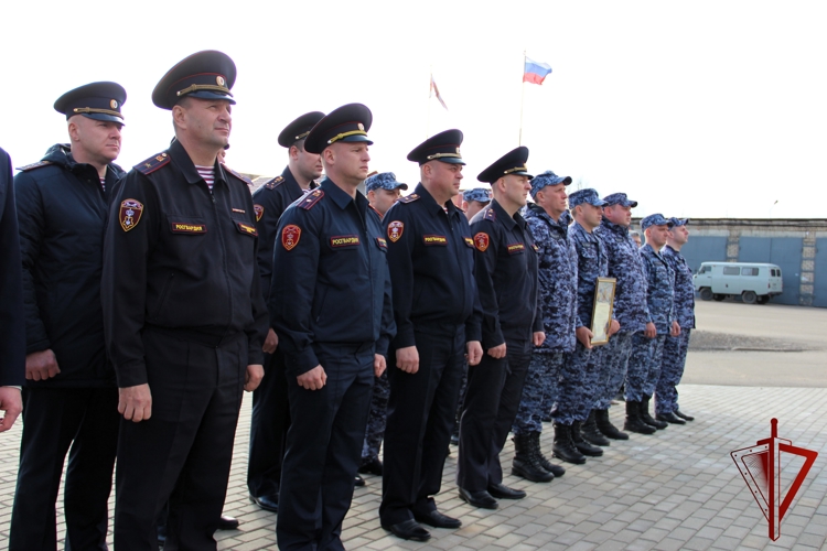 В Смоленской области отметили 74-ю годовщину вневедомственной охраны Росгвардии